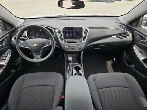 Used 2022 Chevrolet Malibu LS FWD image 22