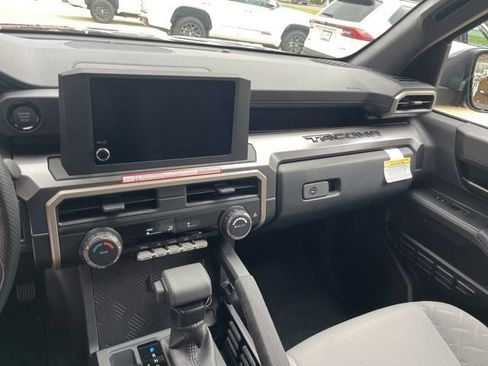 Used 2025 Toyota Tacoma SR5 image 40
