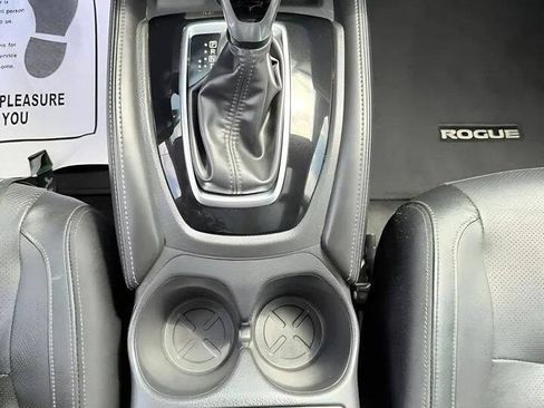 Used 2019 Nissan Rogue SL w/ Premium Package AWD/4WD image 27