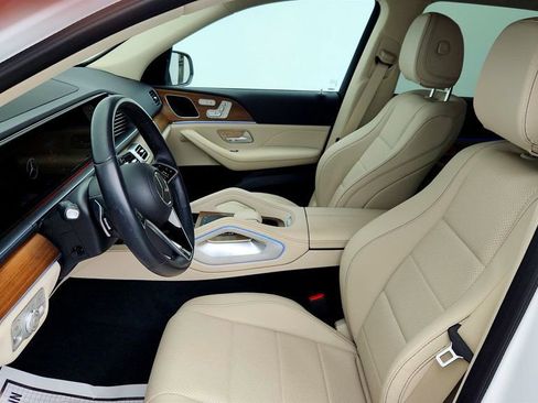 Used 2025 Mercedes-Benz GLE 350 4MATIC image 19