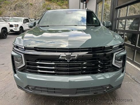 Used 2026 Chevrolet Suburban RST w/ Comfort Package AWD/4WD image 6