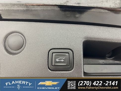 Used 2024 Chevrolet Equinox LT w/ LPO, Floor Liner Package FWD image 21