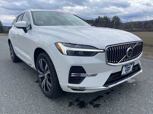 Used 2023 Volvo XC60 T8 Plus AWD/4WD image 2