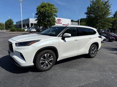 Used 2021 Toyota Highlander XLE