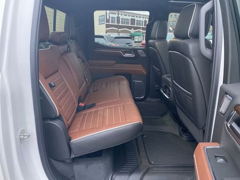 Used 2024 GMC Sierra 1500 Denali Ultimate AWD/4WD image 41