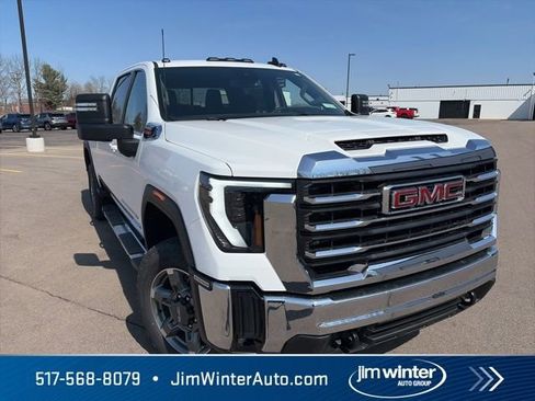 New 2026 GMC Sierra 2500 SLE AWD/4WD image 4