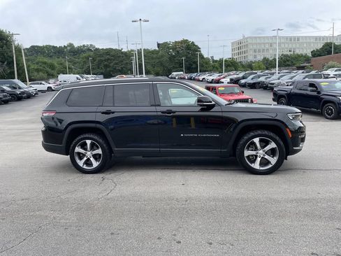 Certified 2023 Jeep Grand Cherokee L Limited w/ Luxury Tech Group II AWD/4WD image 7