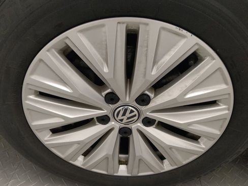 Used 2020 Volkswagen Jetta S w/ Driver Assistance Package image 31