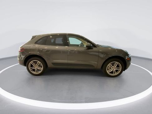 Used 2016 Porsche Macan S AWD/4WD image 9