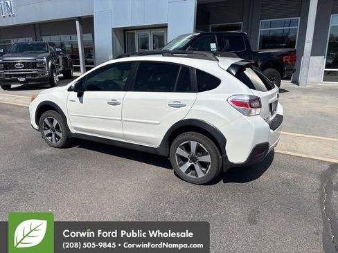 Used 2015 Subaru Crosstrek Touring image 3