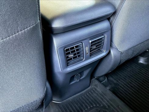 Used 2024 Toyota RAV4 LE image 10