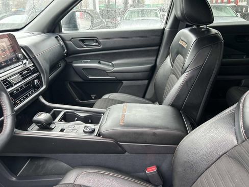 Used 2023 Nissan Pathfinder Rock Creek image 22