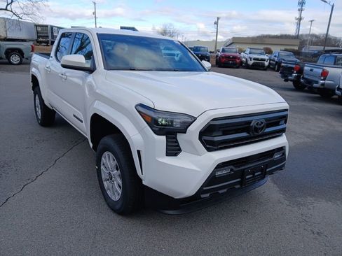 New 2026 Toyota Tacoma SR5 image 1