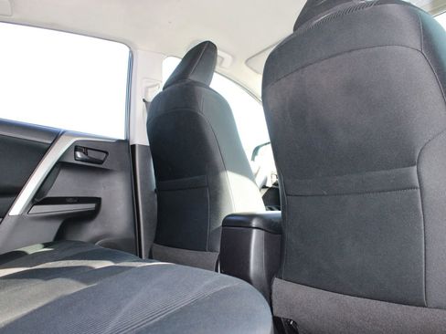 Used 2018 Toyota RAV4 LE w/ All Weather Liner Package FWD image 13
