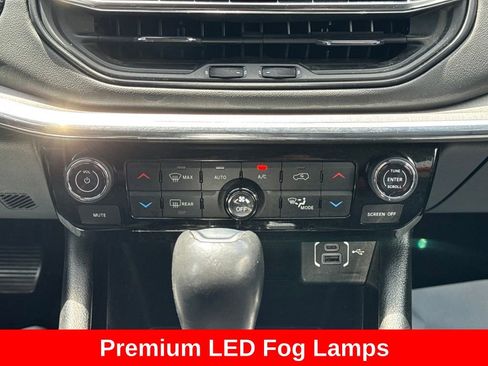 Used 2022 Jeep Compass High Altitude AWD/4WD image 23