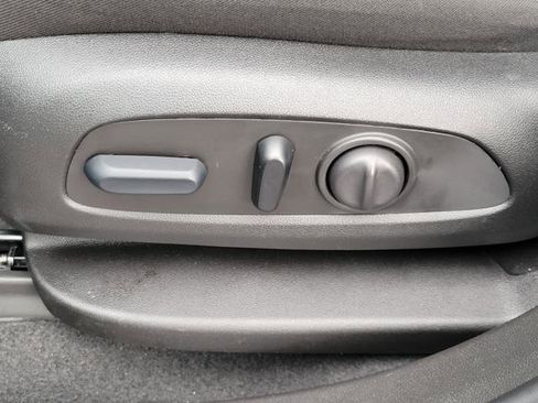 Used 2024 Chevrolet Blazer LT w/ Convenience Package image 9