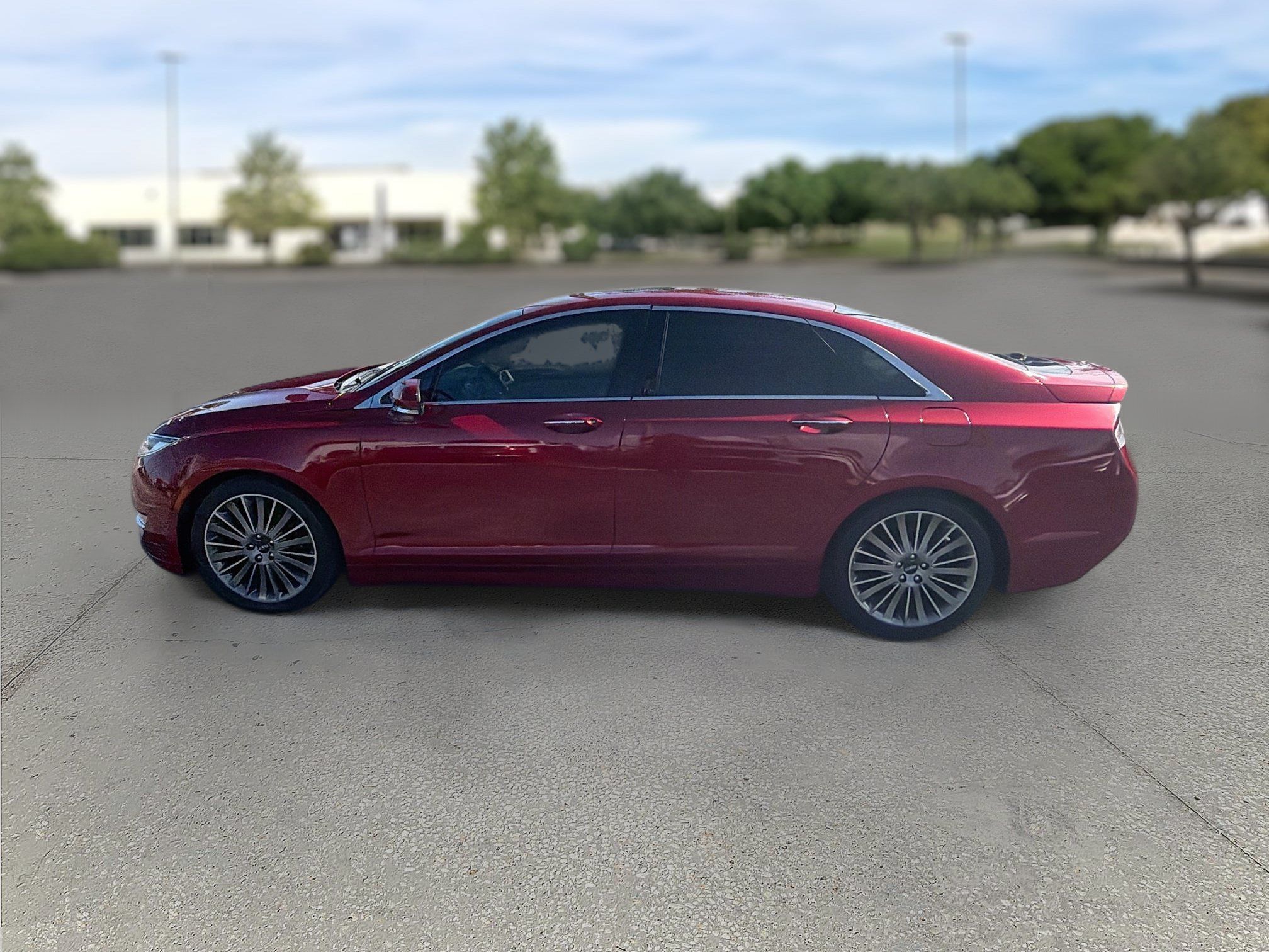 Used 2013 Lincoln MKZ FWD image 4