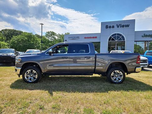 Used 2023 RAM 1500 Limited AWD/4WD image 4