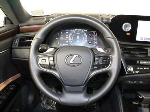 Used 2024 Lexus ES 350 w/ Premium Package image 22