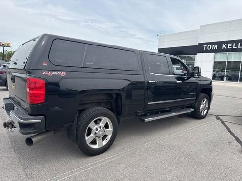 Used 2016 Chevrolet Silverado 2500 LTZ w/ Duramax Plus Package AWD/4WD image 4