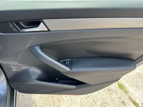 Used 2014 Volkswagen Passat 2.5 SE image 20