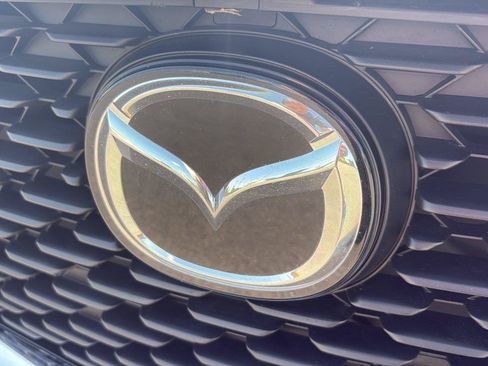 Used 2023 MAZDA MAZDA3 s FWD image 40