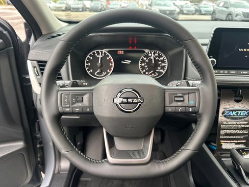 New 2026 Nissan Rogue SV image 24