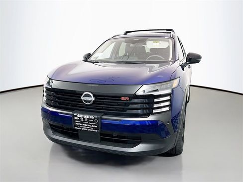 New 2026 Nissan Kicks SR image 3