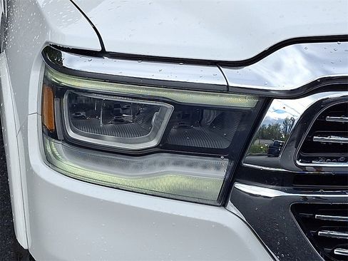Used 2022 RAM 1500 Laramie image 13