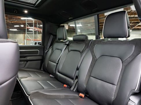 New 2026 RAM 1500 Laramie AWD/4WD image 28