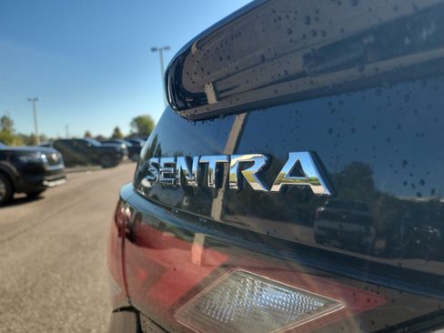 Certified 2025 Nissan Sentra SR image 8