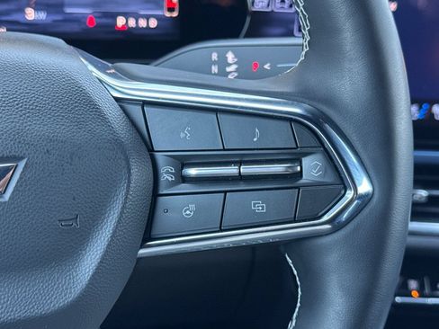 Used 2026 Chevrolet Equinox EV LT w/ Convenience Package II FWD image 36