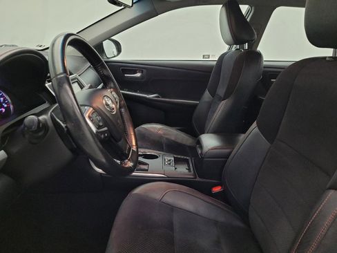 Used 2016 Toyota Camry XSE image 17