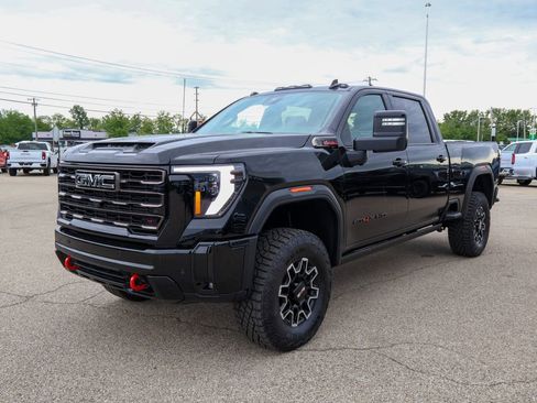 New 2026 GMC Sierra 2500 AT4X w/ LPO, Black Badging Package AWD/4WD image 32