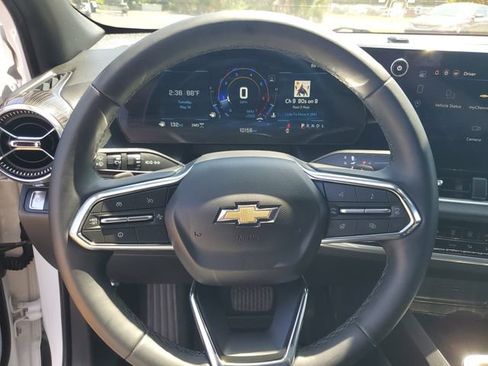 Certified 2025 Chevrolet Equinox LT AWD/4WD image 26