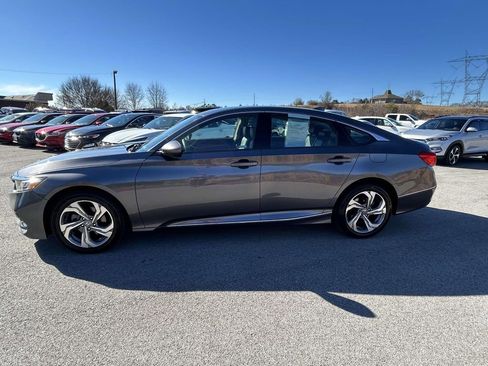 Used 2019 Honda Accord EX image 6