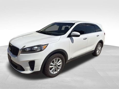 Used 2019 Kia Sorento AWD V6 image 9