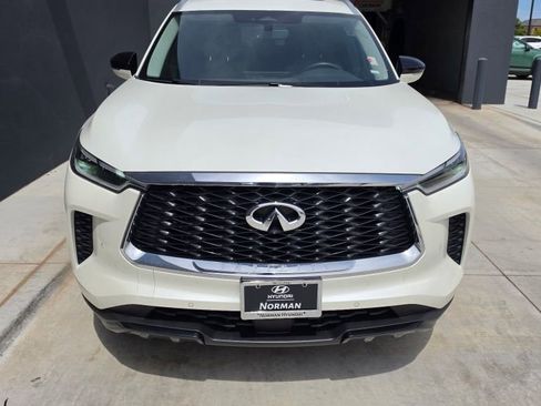 Used 2024 INFINITI QX60 Luxe AWD/4WD image 2