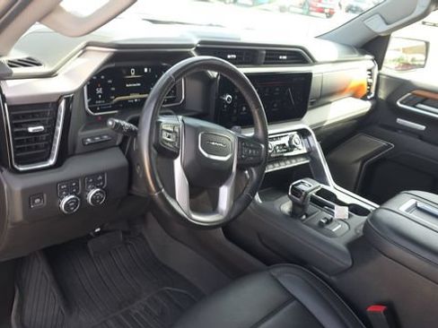 Used 2022 GMC Sierra 1500 Denali w/ Denali Reserve Package AWD/4WD image 12