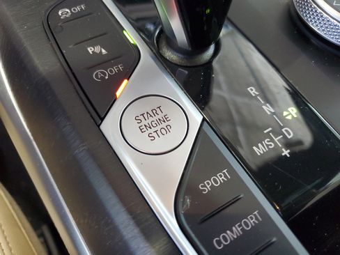 Used 2022 BMW 430i Coupe w/ M Sport Package RWD image 27