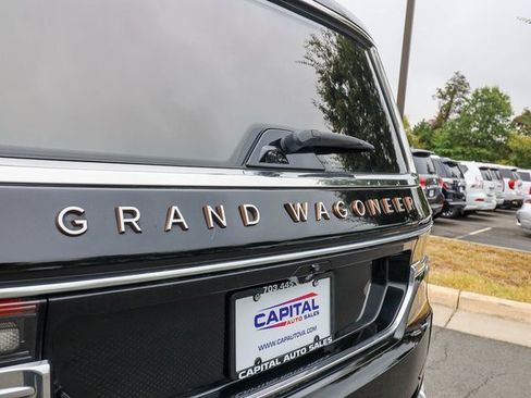Used 2022 Jeep Grand Wagoneer Series III w/ Rear Seat Video Group 1 image 28
