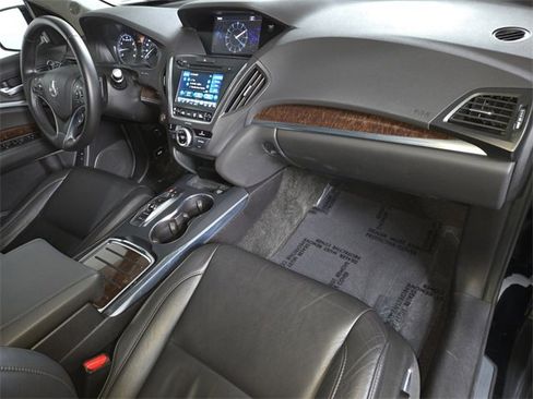 Used 2020 Acura MDX FWD image 25
