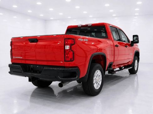 Used 2025 Chevrolet Silverado 3500 W/T AWD/4WD image 5