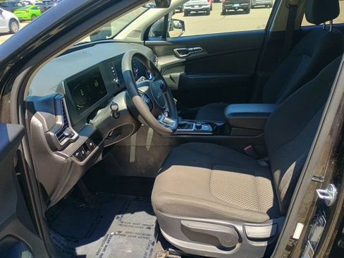 Used 2023 Kia Sportage LX AWD/4WD image 26