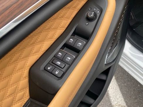 New 2025 Jeep Grand Cherokee Summit w/ Adv Protech Group IV AWD/4WD image 13