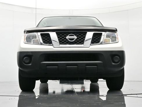 Used 2018 Nissan Frontier S image 34
