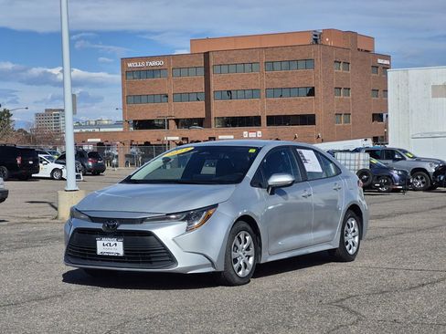 Used 2024 Toyota Corolla LE FWD image 4