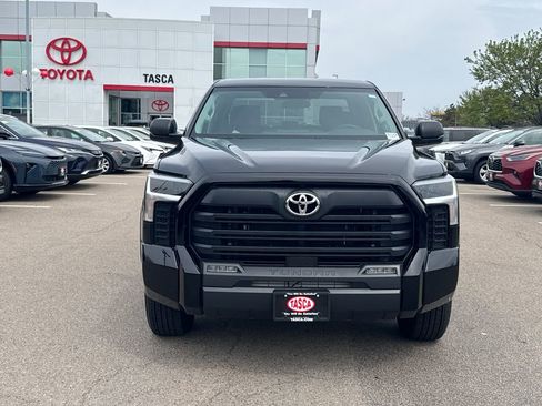Used 2024 Toyota Tundra SR5 AWD/4WD image 2