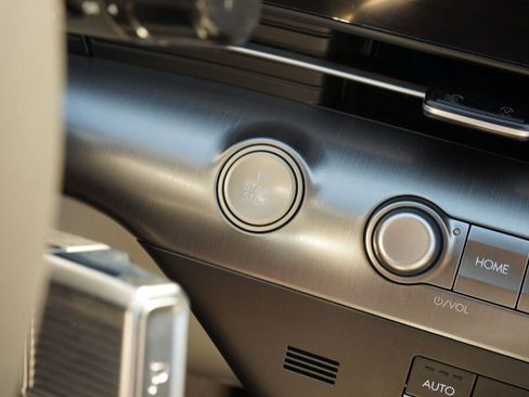 Certified 2024 Hyundai Kona SEL FWD image 24