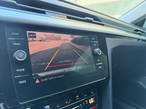 Used 2021 Volkswagen Arteon SE image 26